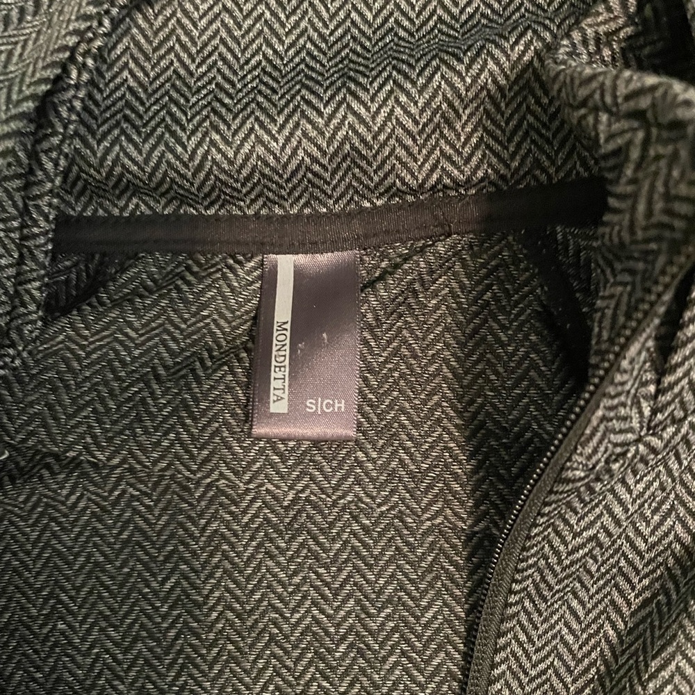 Sweatshirt - Picture 3 of 4